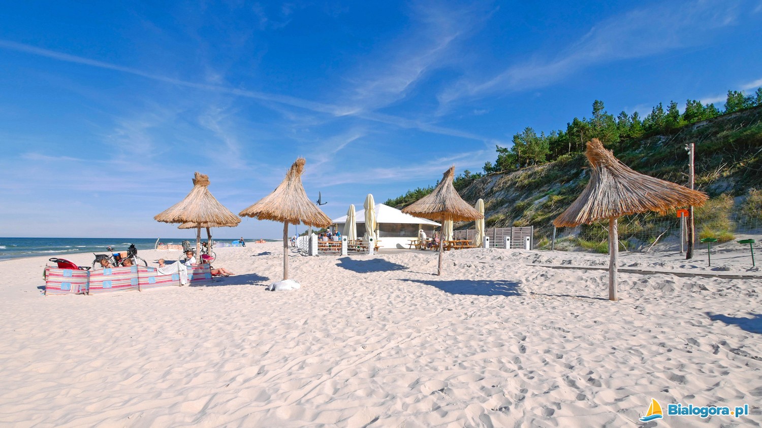 main entrance to the beach in Białogóra